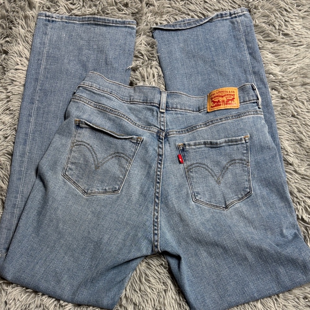 Y2K Levi's Classic Boot Cut Jeans with Embroidery - Picture 2 of 15